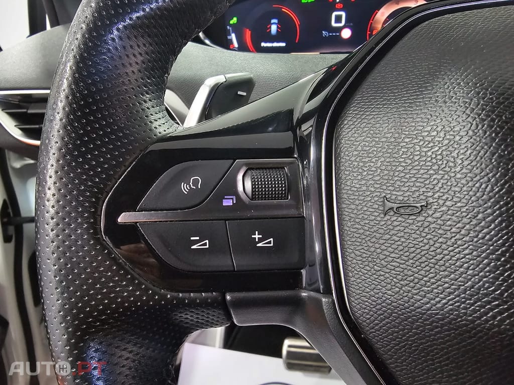 Peugeot 3008 1.5 BlueHDi GT Line EAT8