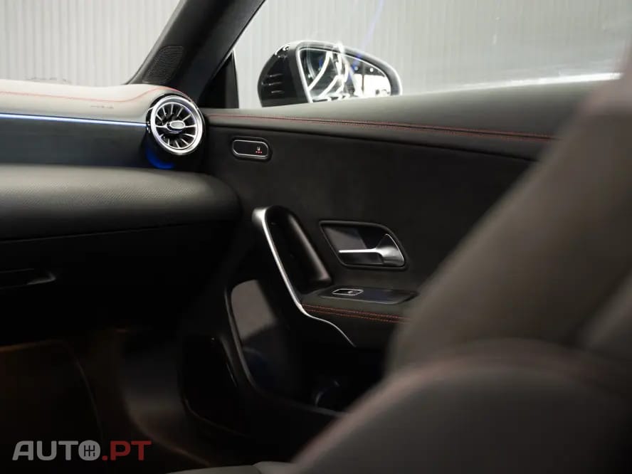 Mercedes-Benz CLA 250 e Shooting Brake AMG Line — fotografia 41