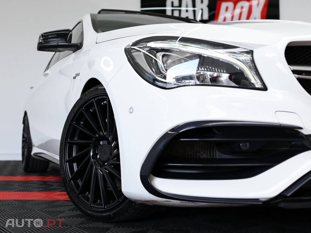 Mercedes-Benz CLA 45 AMG 4Matic Speedshift 7G-DCT
