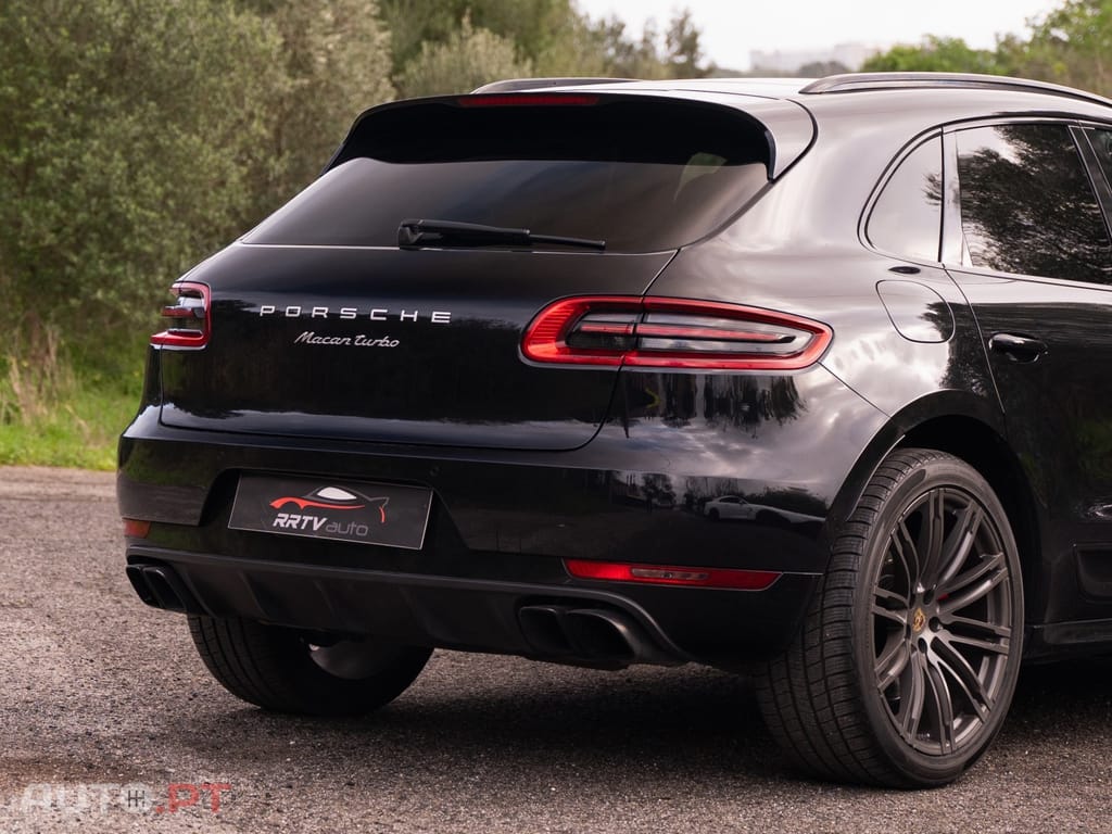Porsche Macan Turbo PDK