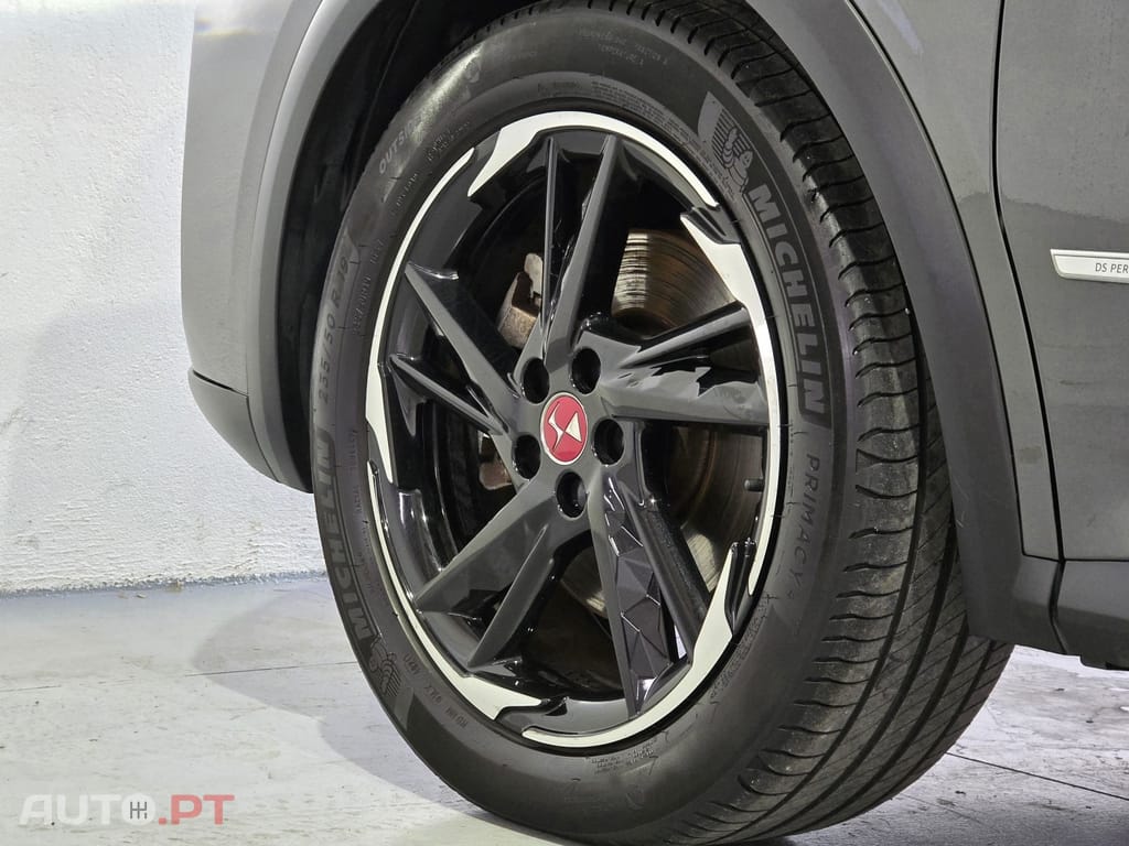 DS DS7 Crossback E-Tense Performance Line EAT8