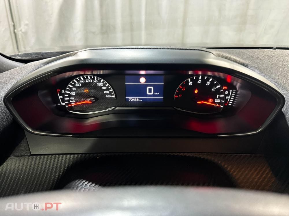 Peugeot 2008 1.2 PureTech Allure Pack