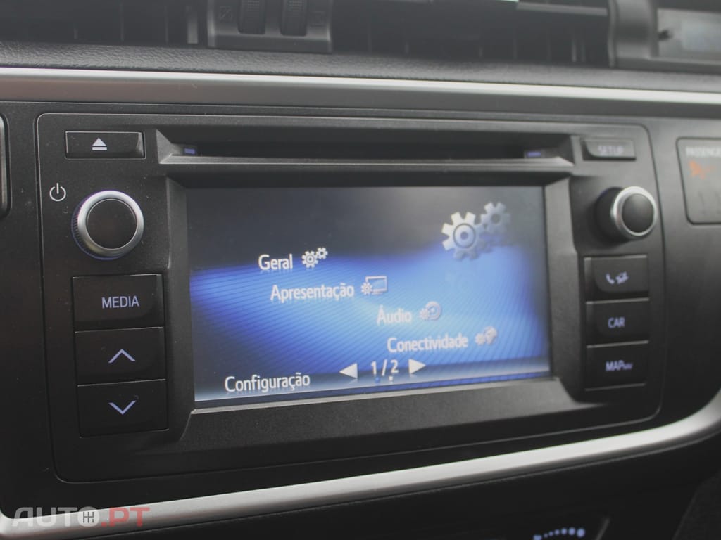 Toyota Auris 1.4 D-4D Exclusive