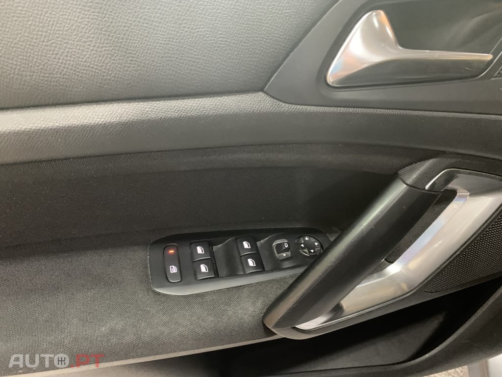 Peugeot 308 BlueHDi FAP 100 Stop & Start Access