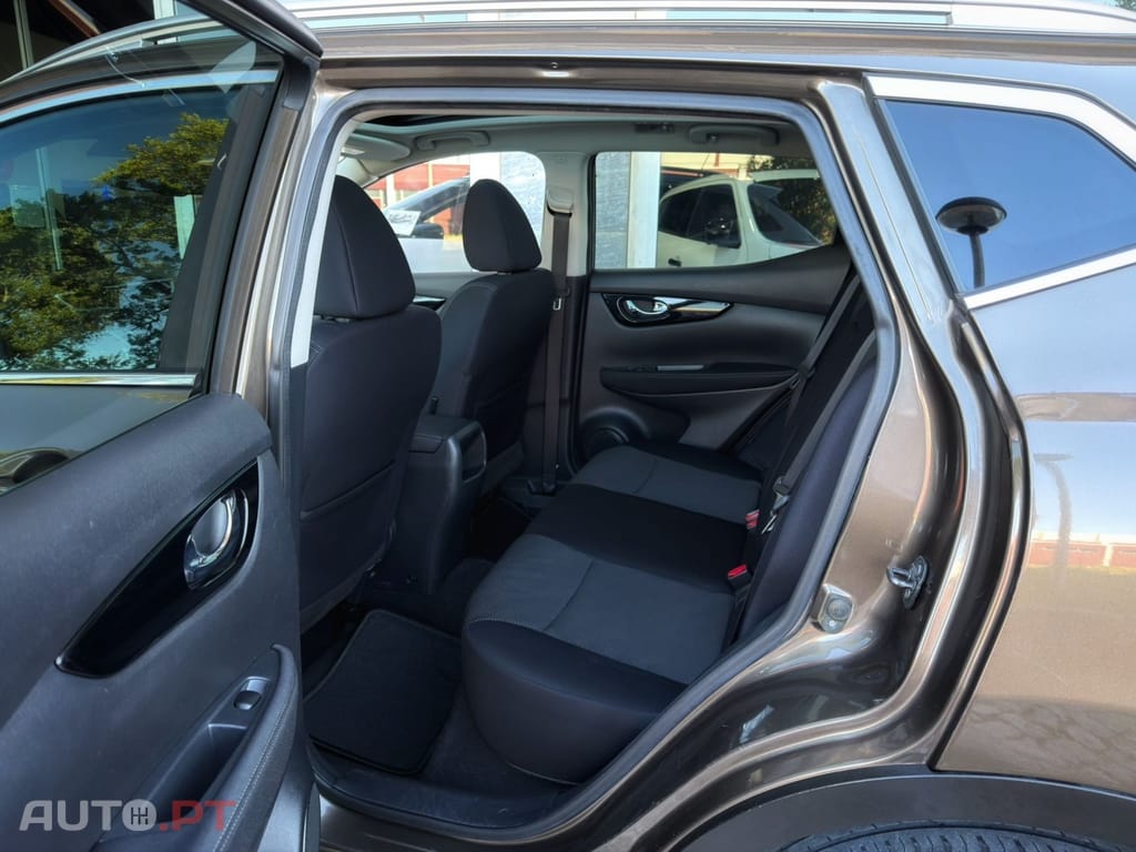 Nissan Qashqai 1.5 dCi Acenta Connect