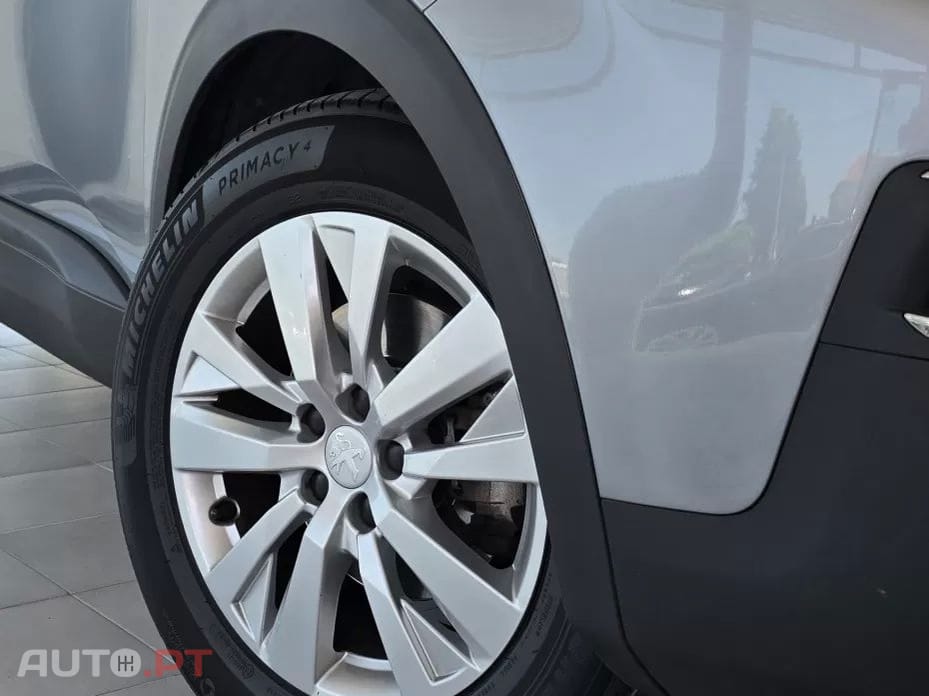 Peugeot 3008 1.5 BlueHDi Active