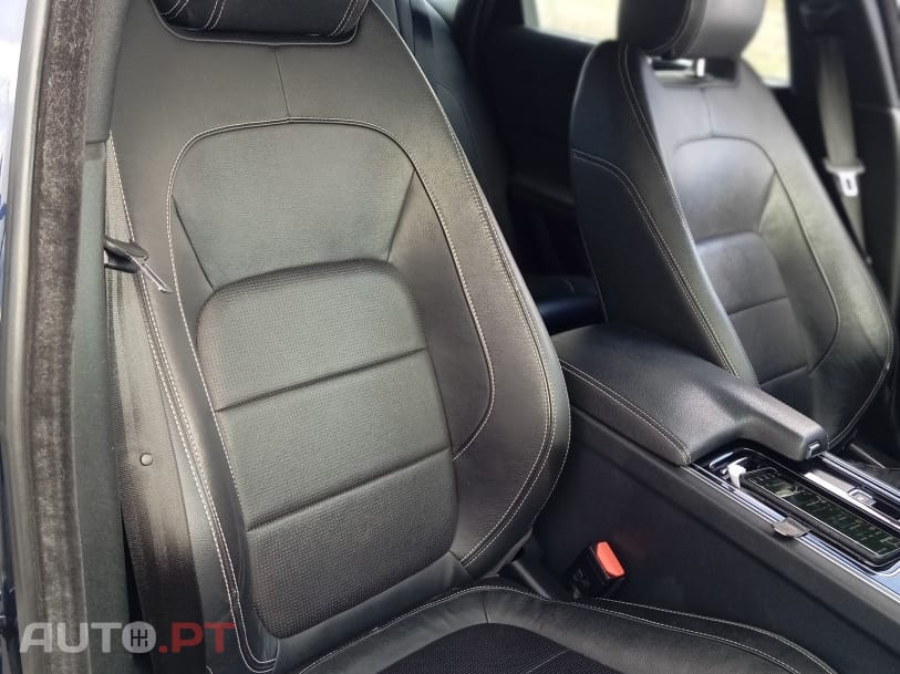 Jaguar XF 2.0 D R SPORT BVA 8 180CV COM EXTRAS