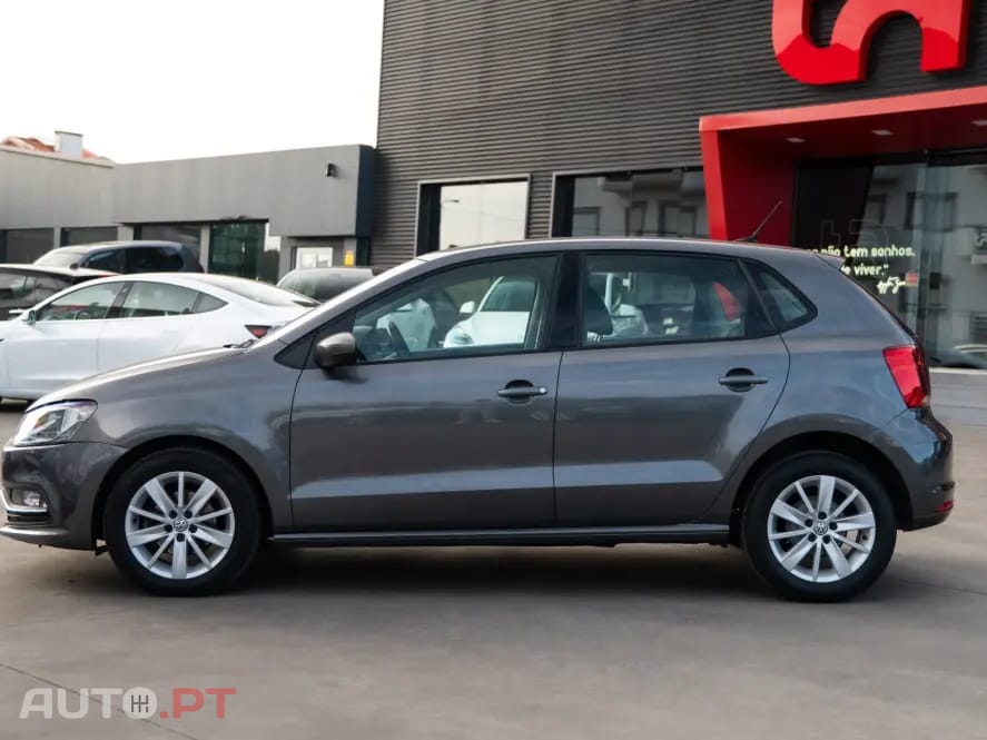 Volkswagen Polo 1.0 Confortline
