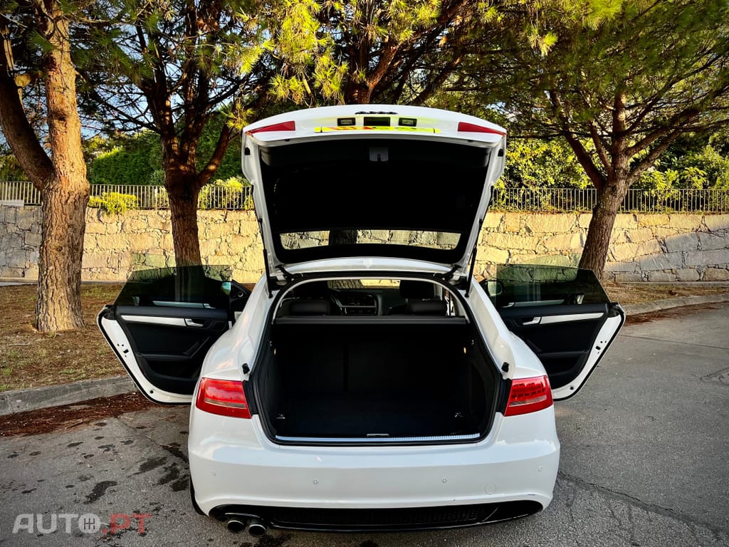 Audi A5 2.0 TDi S-line