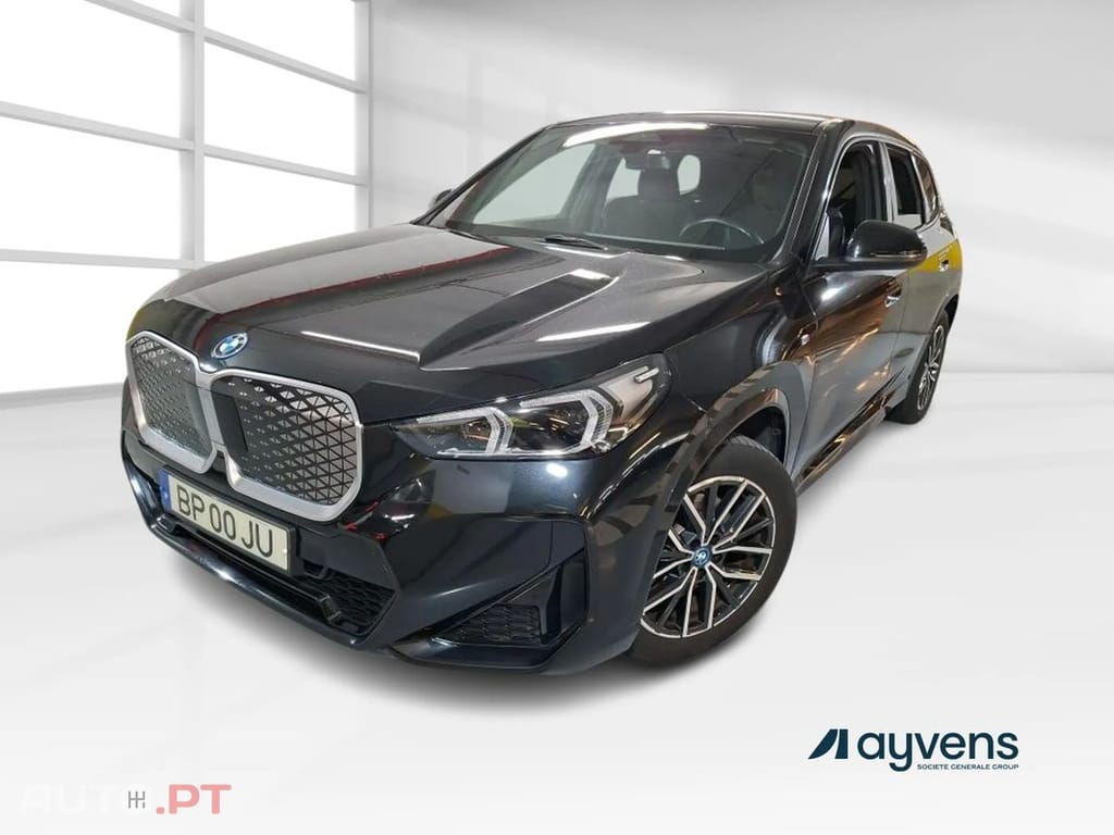 BMW iX1 xDrive30