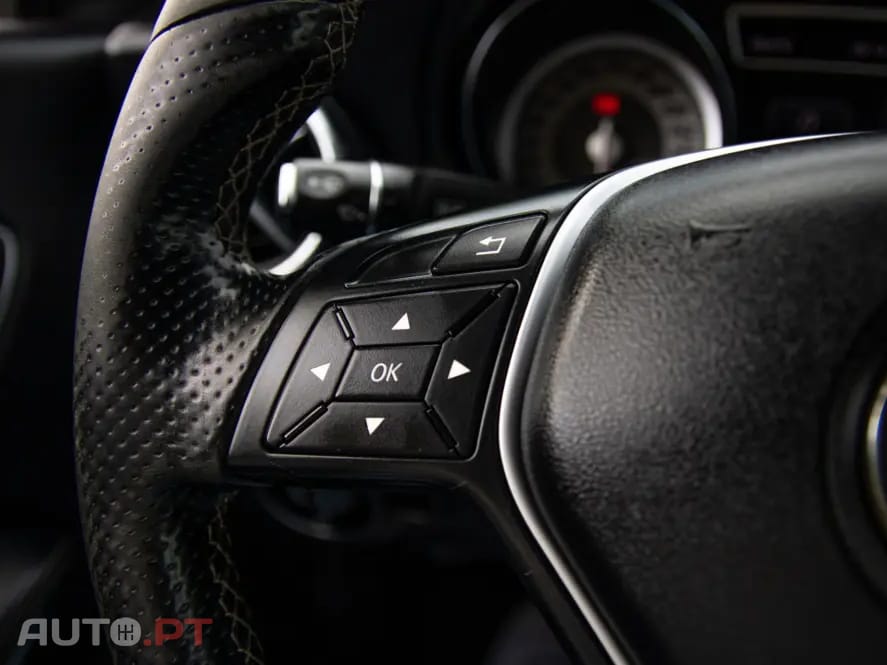 Mercedes-Benz CLA 220 CDI Urban Aut.