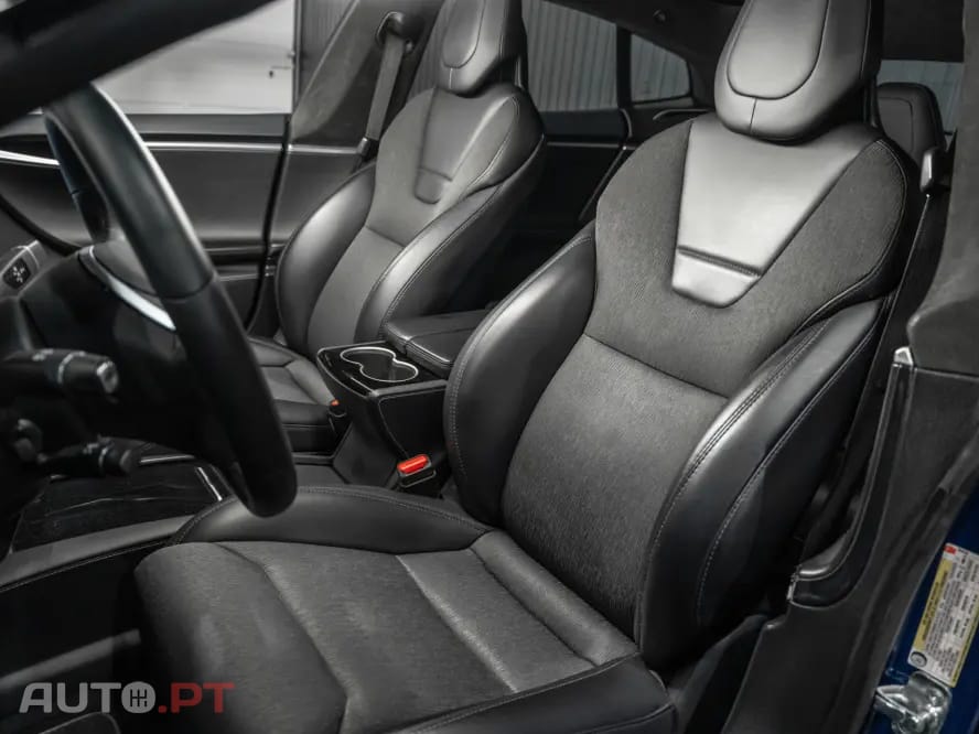 Tesla Model S 75
