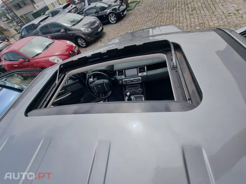 Land Rover Range Rover Sport 3.0 TDV6 HSE