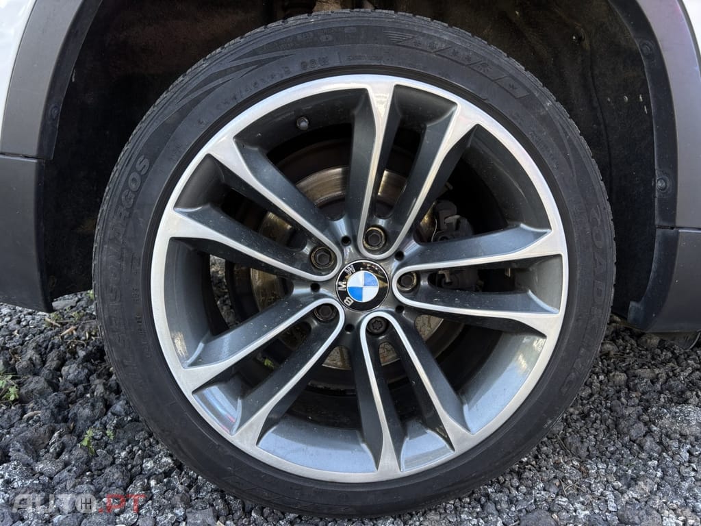 BMW X1 18 d xDrive Auto Line Sport