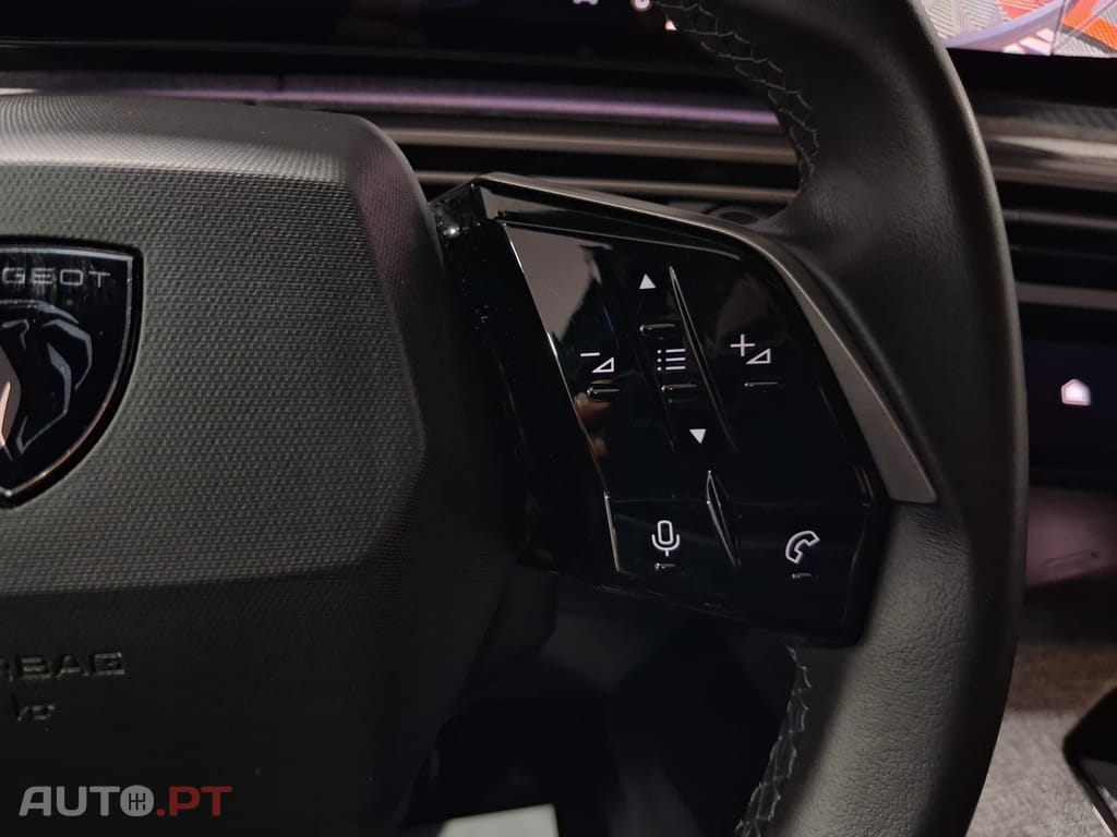 Peugeot 3008 1.2 Hybrid Allure e-DCS6