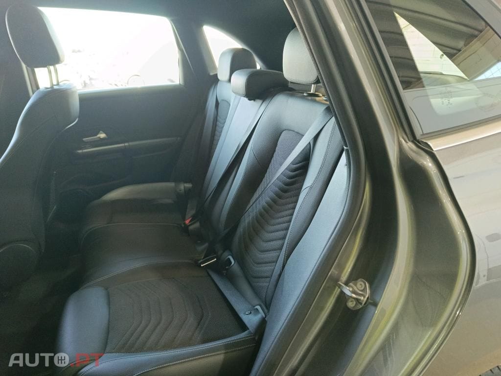 Mercedes-Benz B 250 e Style Plus