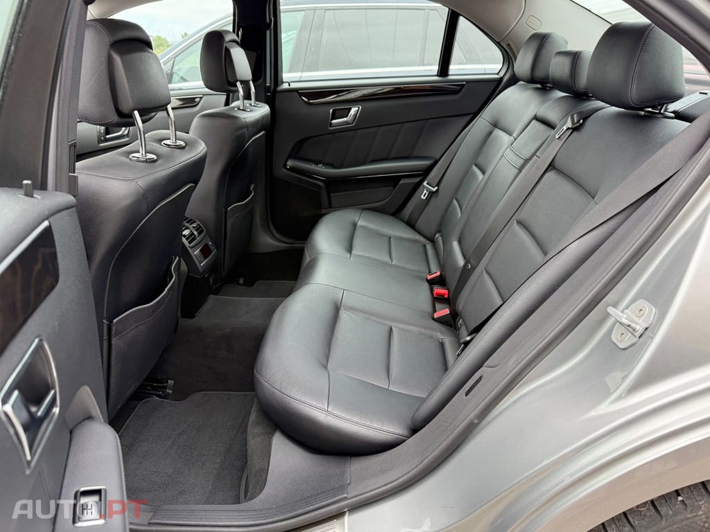 Mercedes-Benz E 220 CDI Avantgarde BE Auto.