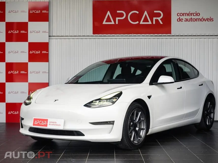 Tesla Model 3 Long Range AWD Dual Motor
