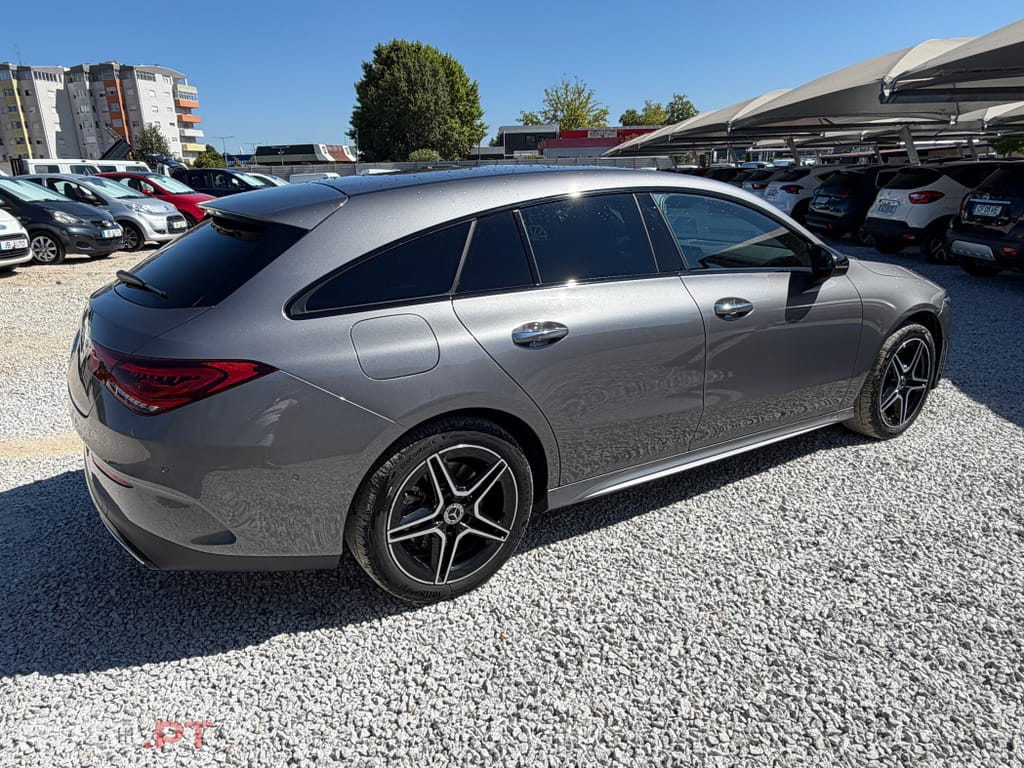 Mercedes-Benz CLA 250 e Shooting Brake AMG Line — fotografia 5