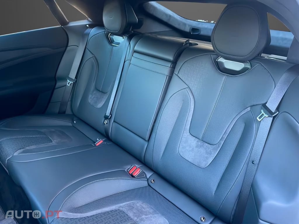 Lotus Emira Touring Paket