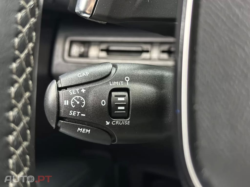 Peugeot 3008 1.5 BlueHDi Allure