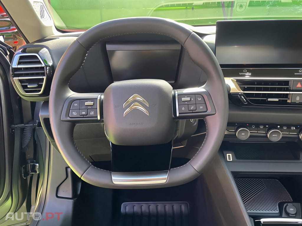 Citroen e-C4 X Feel