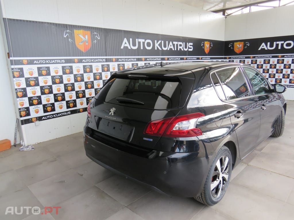 Peugeot 308 1.6 HDI Panorâmico