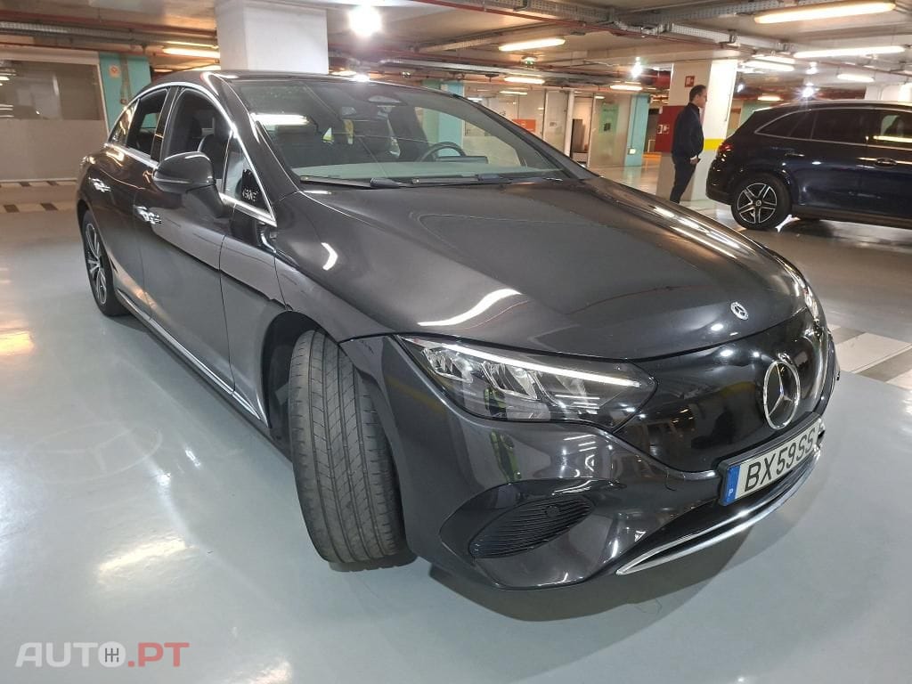Mercedes-Benz EQE 300
