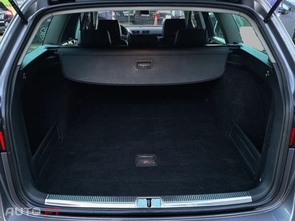 Volkswagen Passat Variant 2.0 TDI CONFORTLINE