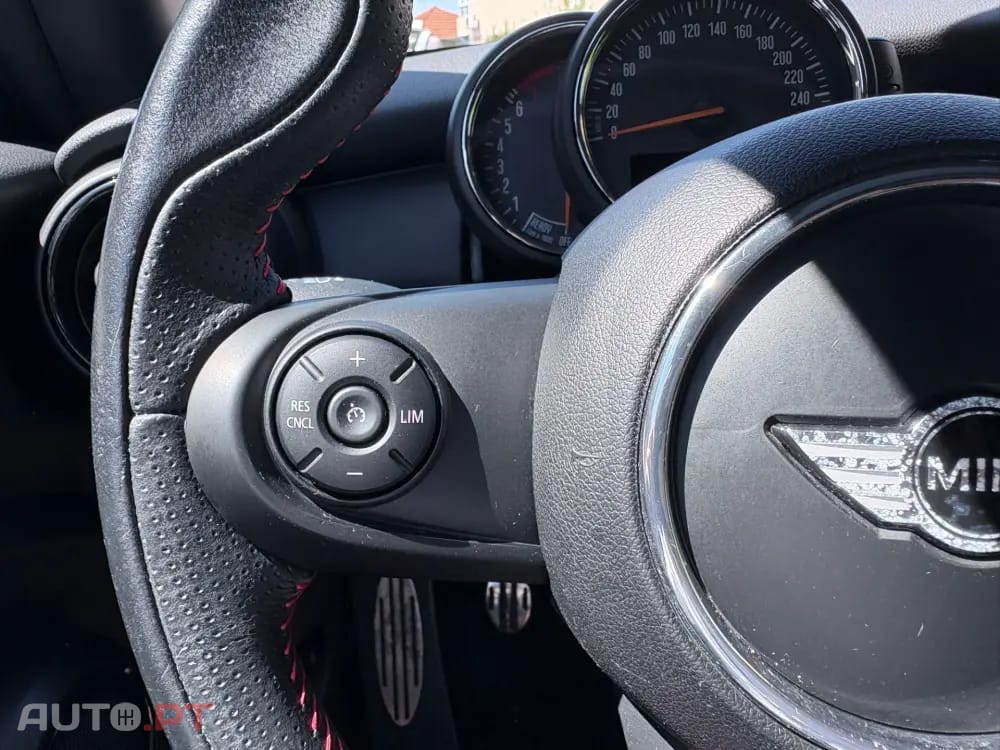 MINI Cooper One