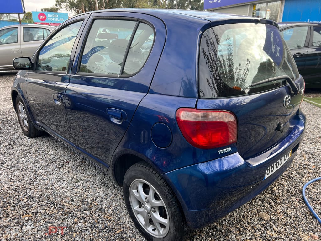 Toyota Yaris 1.0 Luna