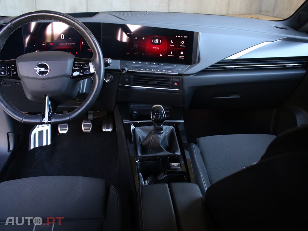 Opel Astra 1.2 T GS Line S/S