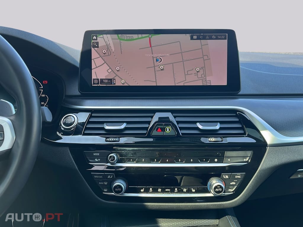 BMW 530 I.V.A DEDUTIVEL xDrive A M Sportpaket