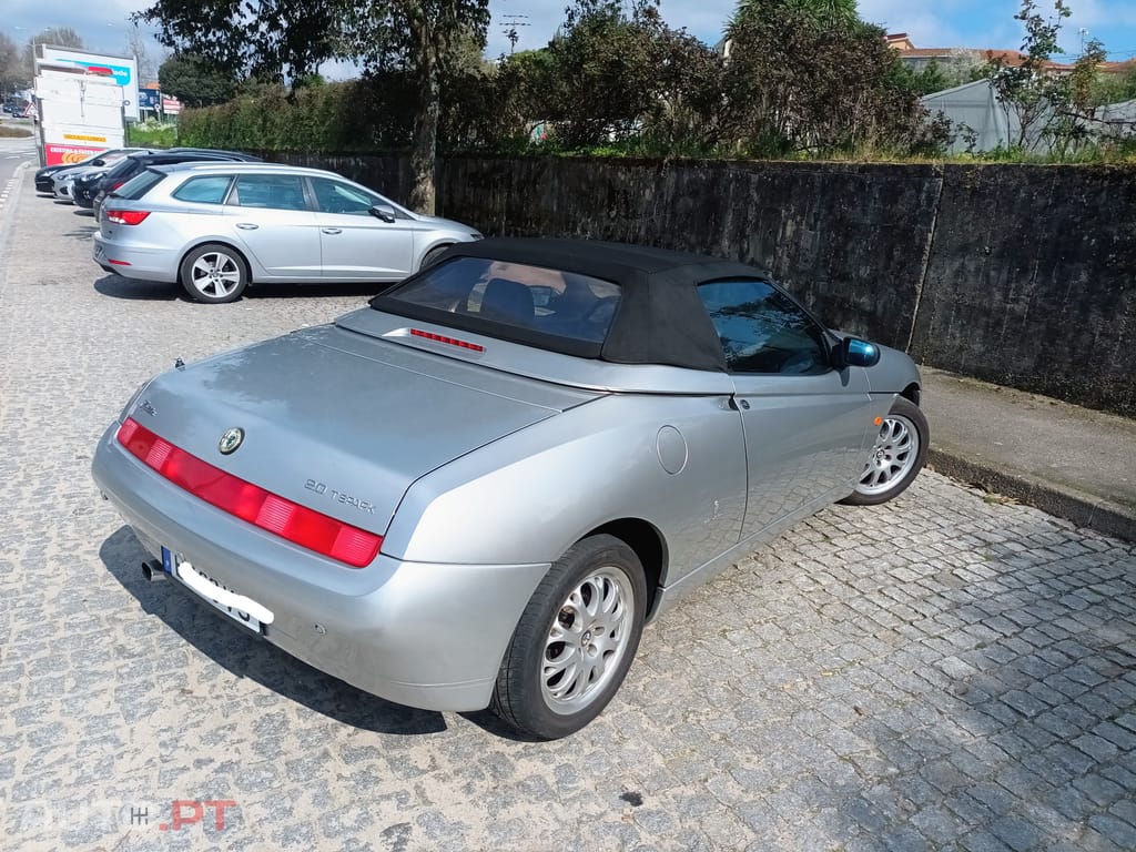 Alfa Romeo Spider 2.0 twin spark