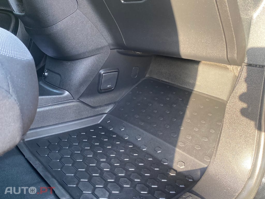 Peugeot Partner 1.5 BlueHDi Asphalt Longa EAT8