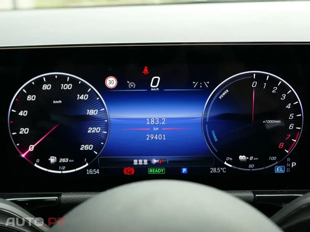 Mercedes-Benz GLA 250 e AMG Line