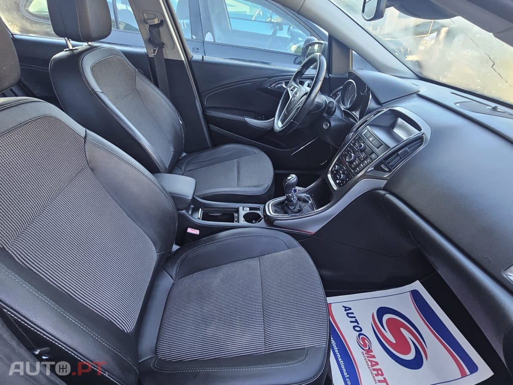 Opel Astra 1.7 CDTi Cosmo Start/Stop