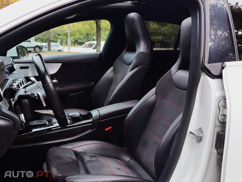 Mercedes-Benz CLA 180 d shooting brake AMG-Line Auto.