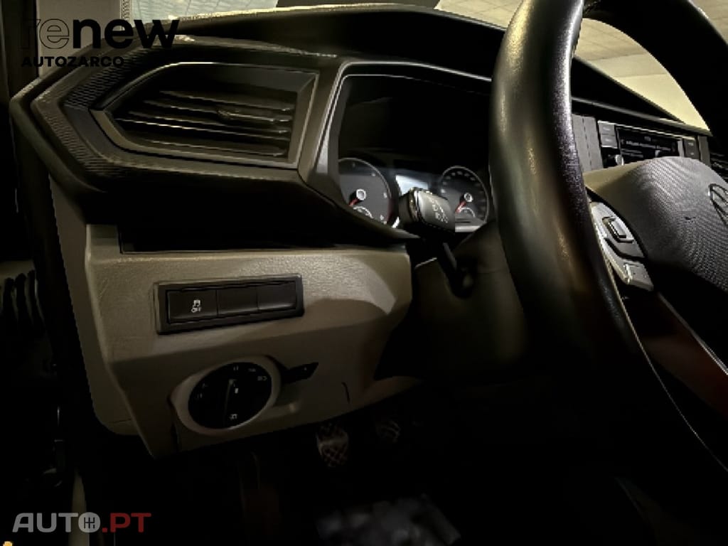 Volkswagen Caravelle Confort