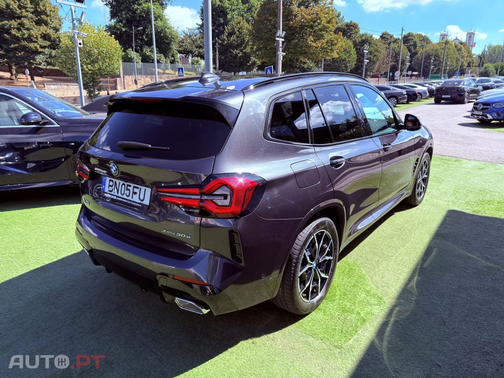 BMW X3 30 e xDrive Pack M — fotografia 13
