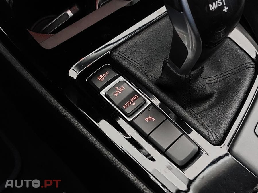 BMW X2 18 d sDrive Auto