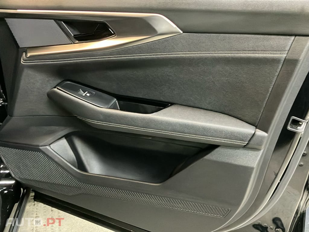 Renault Austral 1.3 E-Tech Iconic