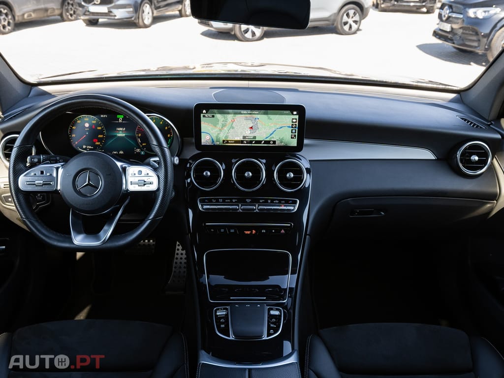 Mercedes-Benz GLC 300 de 4Matic 9G-TRONIC AMG Line
