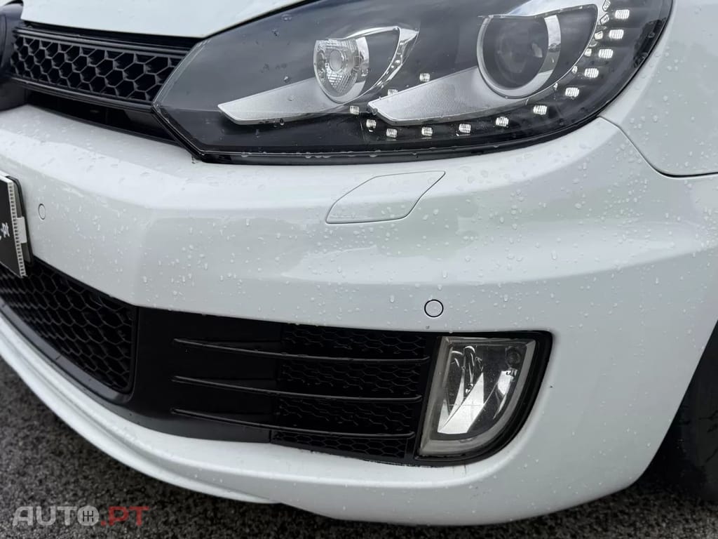 Volkswagen Golf 2.0 GTI DSG