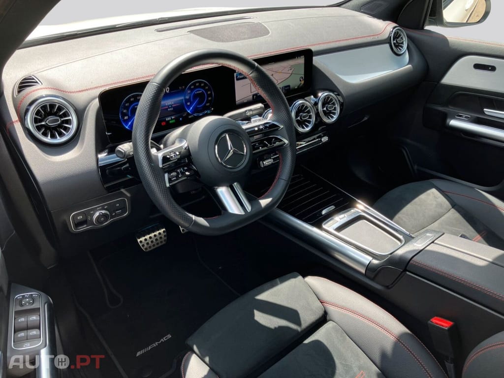 Mercedes-Benz EQA I.V.A DEDUTIVEL 300 4M AMG Line