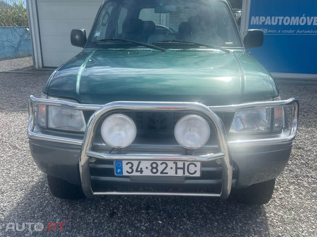 Toyota Land Cruiser 3.0 TD Pack 1