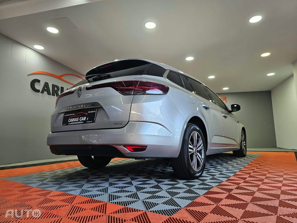 Renault Mégane Sport Tourer 1.5 Blue dCi Intens EDC