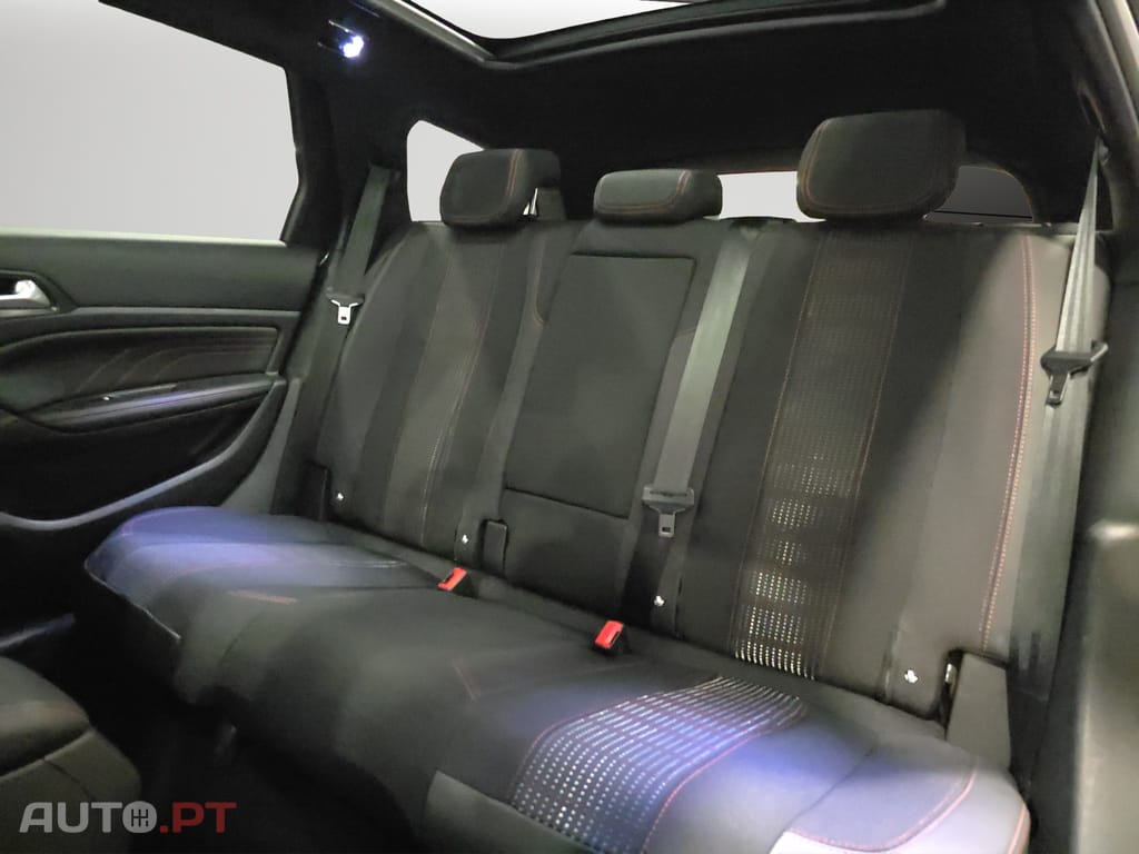 Peugeot 308 SW 1.2 PureTech GT Line EAT8