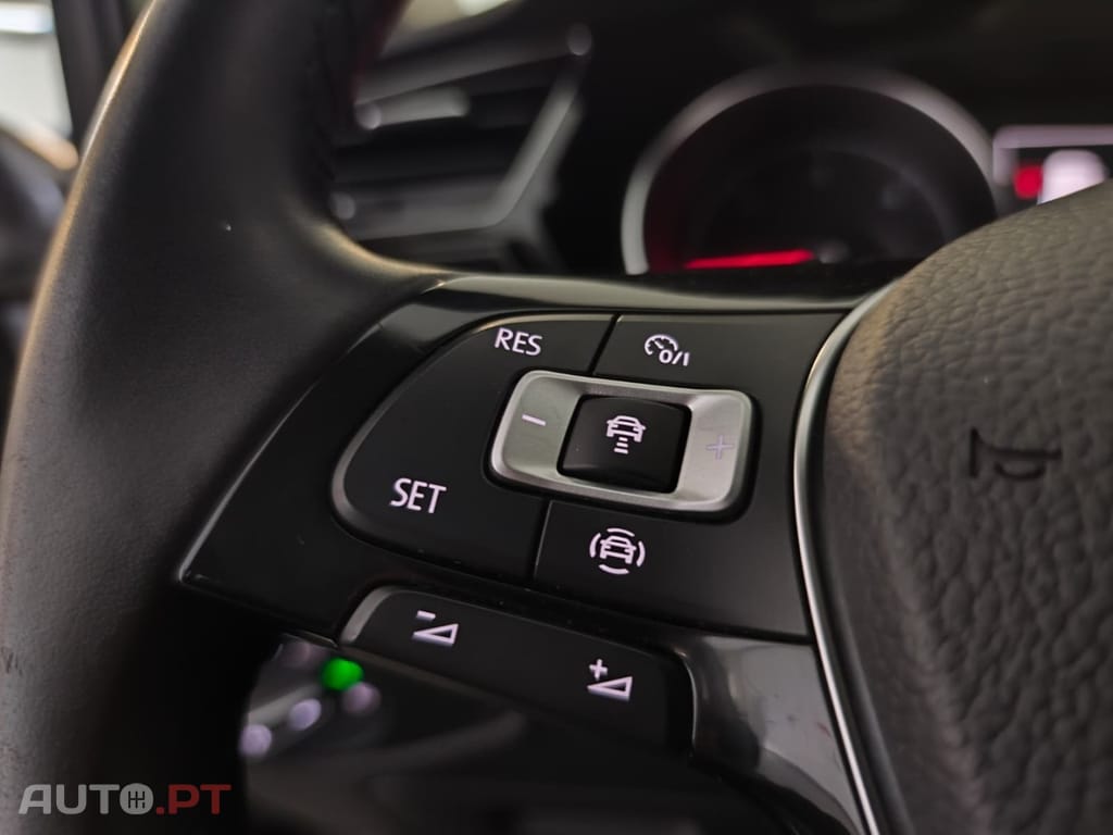 Volkswagen Touran 1.6 TDI Highline