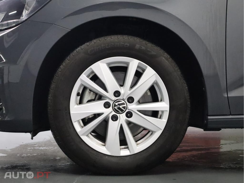 Volkswagen Touran 2.0 TDI CONFORTLINE DSG